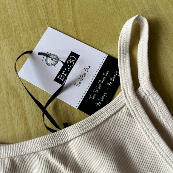 Bra:30 Strappy Tank (Set of 3) Size M - Picture 6 of 9